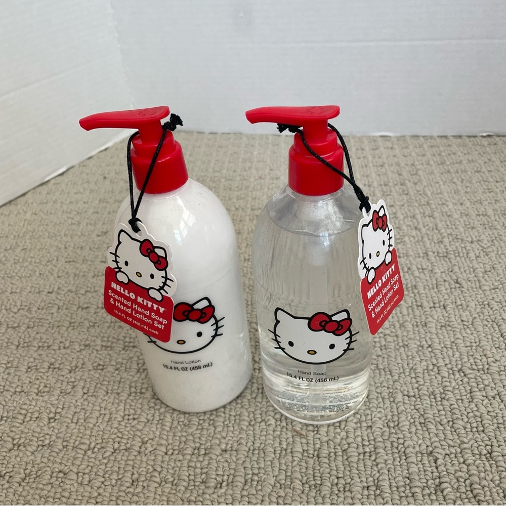 New hello kitty hand lotion/soap duo
